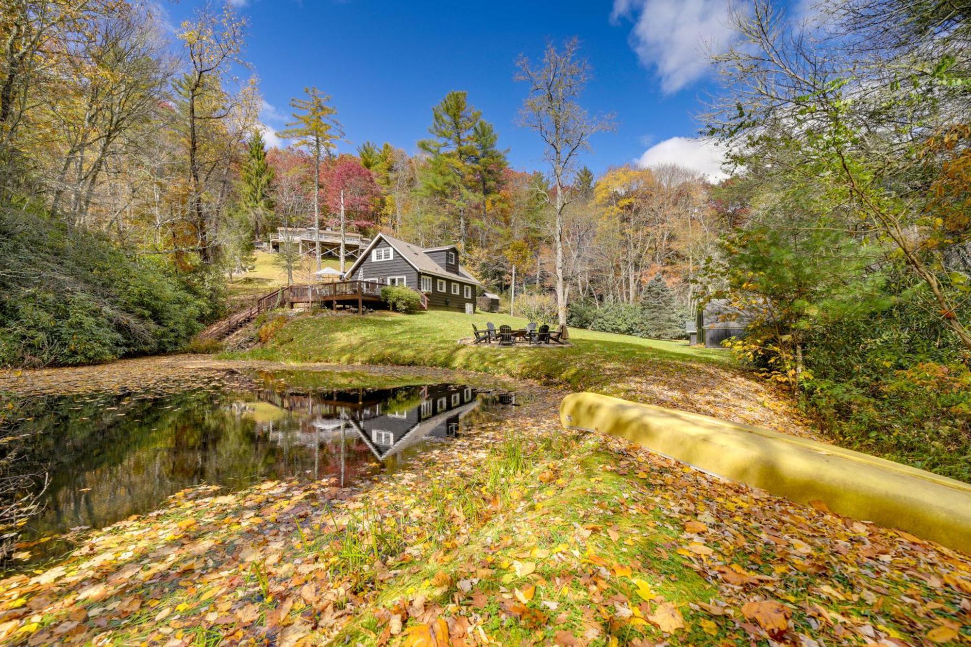 Enchanting Highlands Cottage With Pond And Falls! Kültér fotó